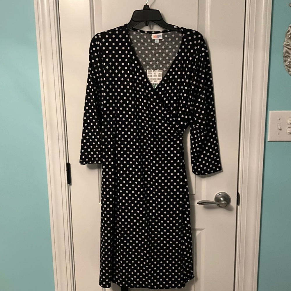 LuLaRoe size 2 XL black with white polka dots Michelle dress new with tags.